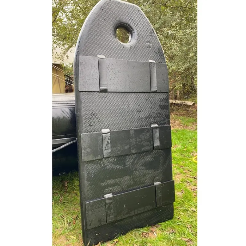 Bateaux Pneumatiques - CARP SPIRIT Bateau pneumatique black boat 240wi (plancher gonflable)