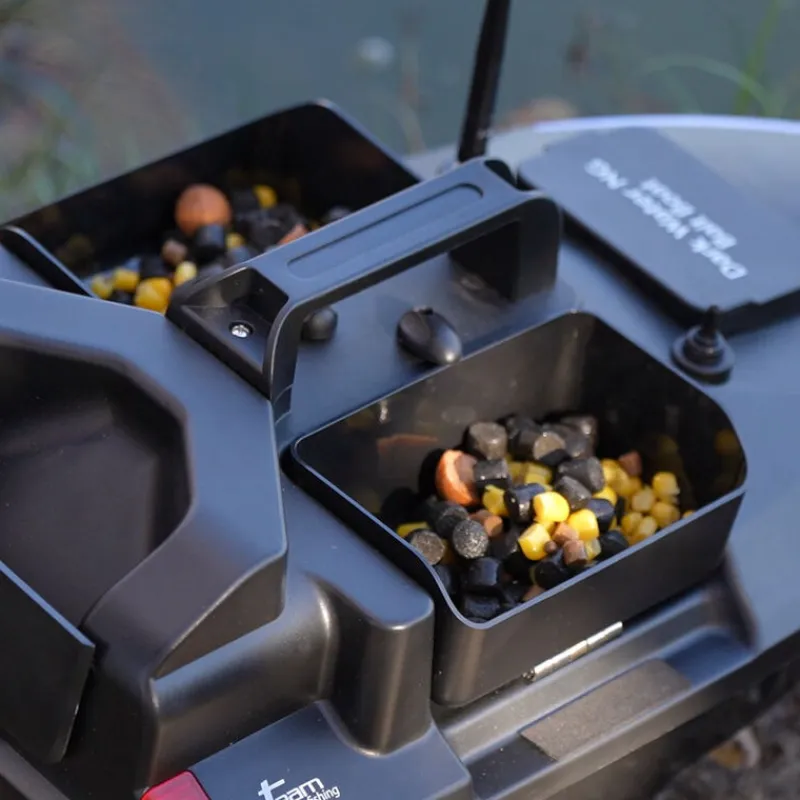 Amorçage/Propulsion|Packs - TEAM CARPFISHING Pack Dark Water NG Bait Boat + 2 Batteries Supplémentaires
