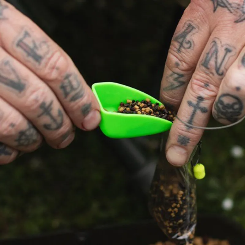 Amorçage/Propulsion - KORDA Pelle Solidz Scoop